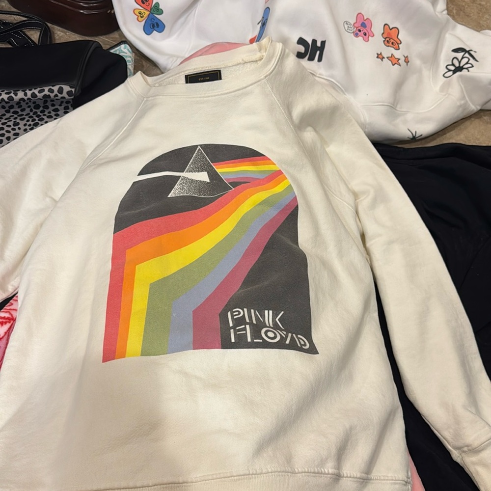Pink Floyd sweatshirt
